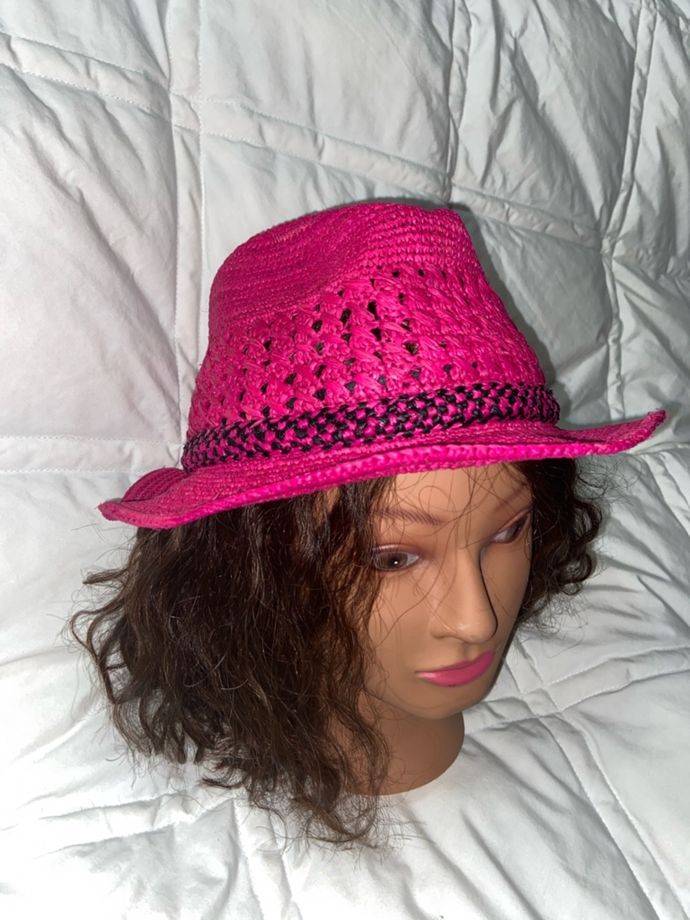 Like new Jaden Rael 100% Raffia Size Medium Hat - Picture 3 of 9